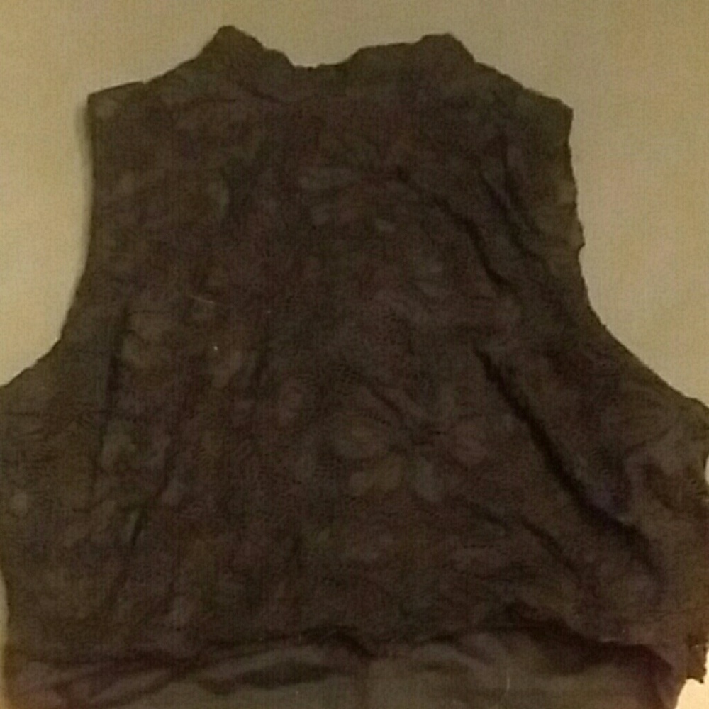 Black lace Forever 21 crop top